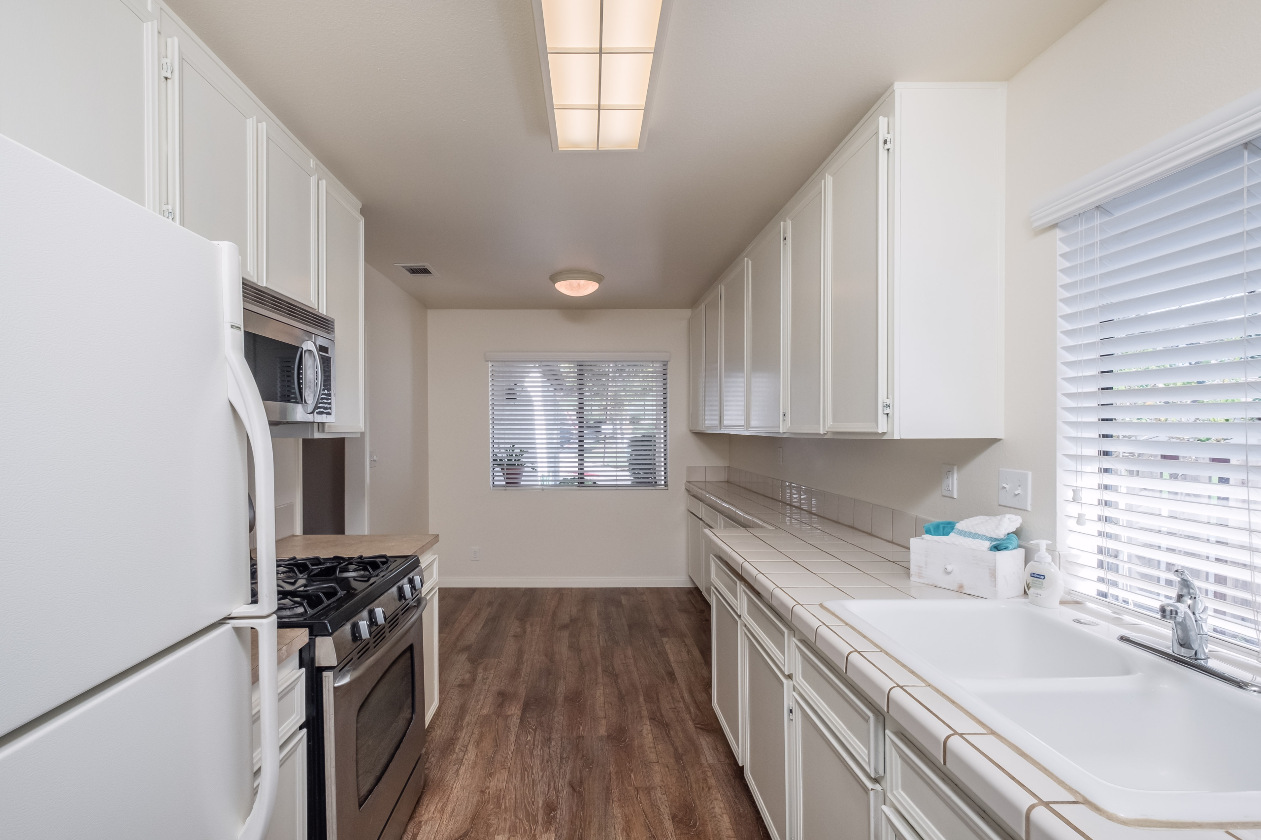 Beautiful Single Story View Terrace Community