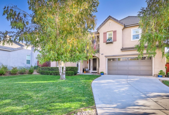 Panoramic and Peaceful VIEW Home