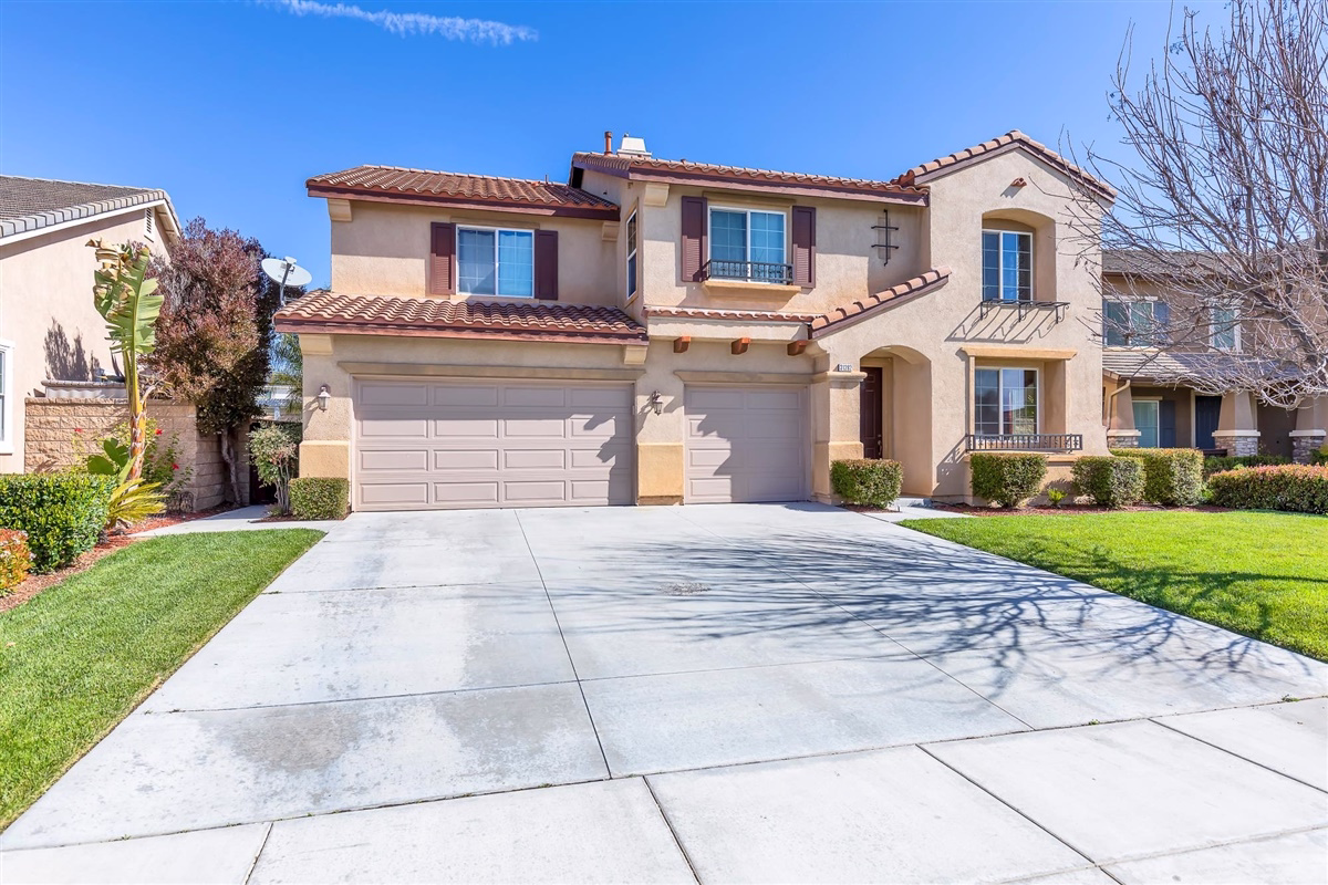 Open Style Floor Plan