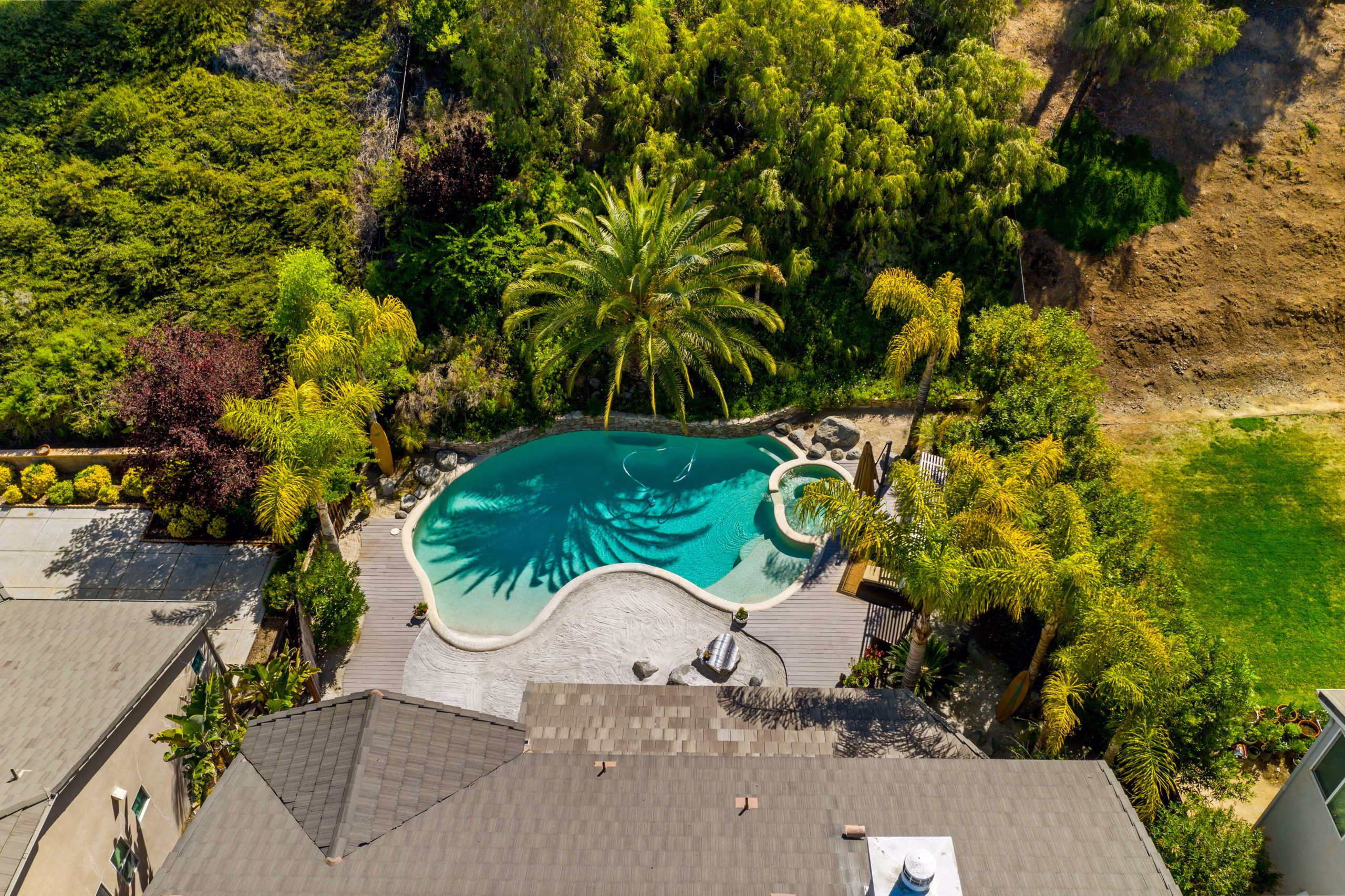 POOL Home in Hillcrest Estates