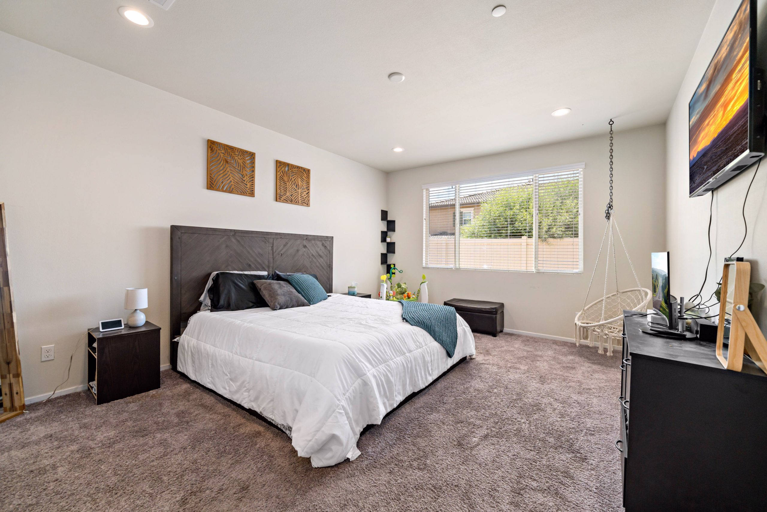 Newer Pulte-Built Single Story