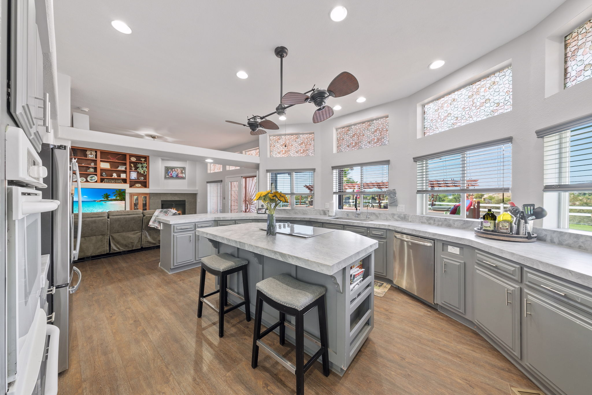 Spectacular Panoramic View Home