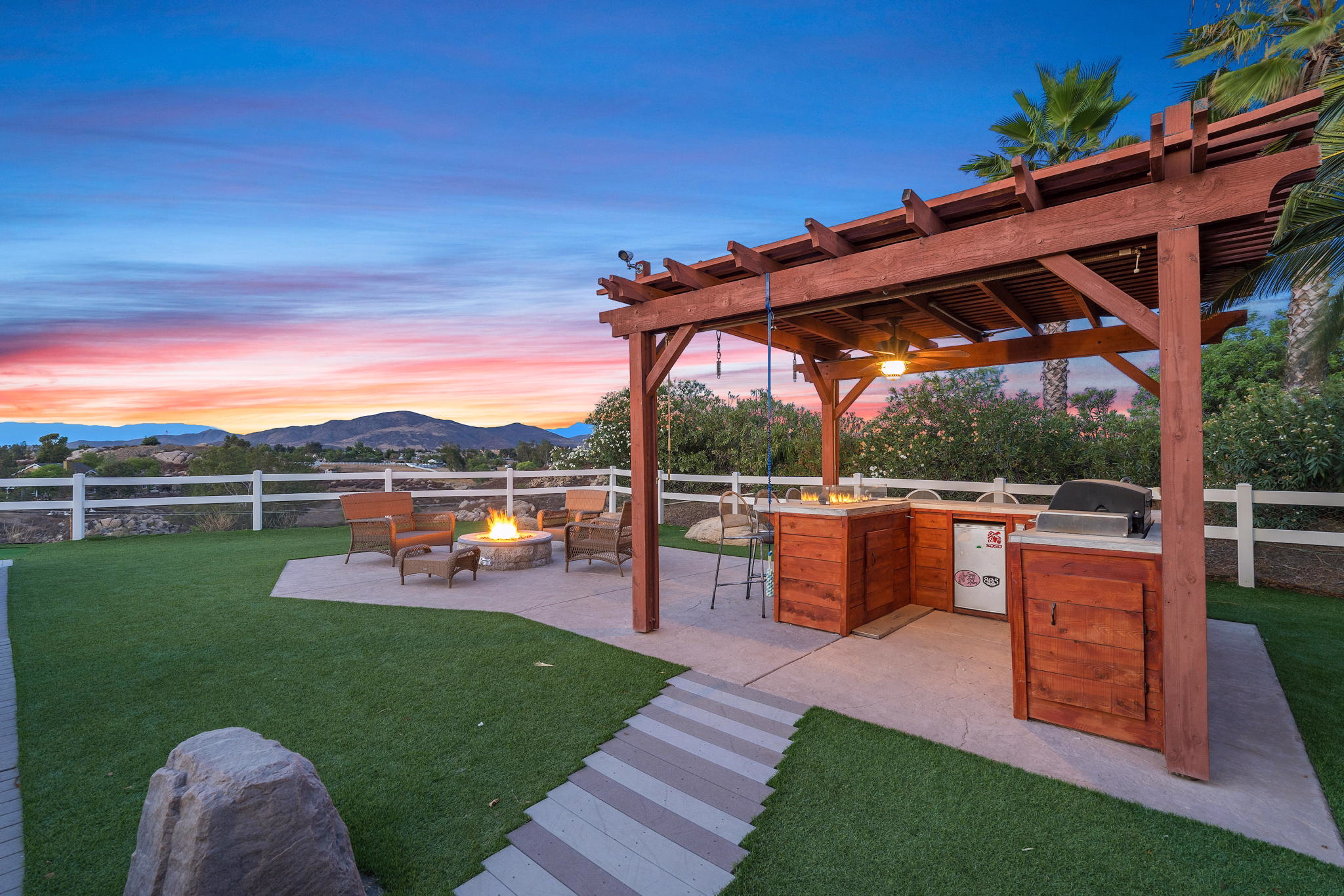 Spectacular Panoramic View Home