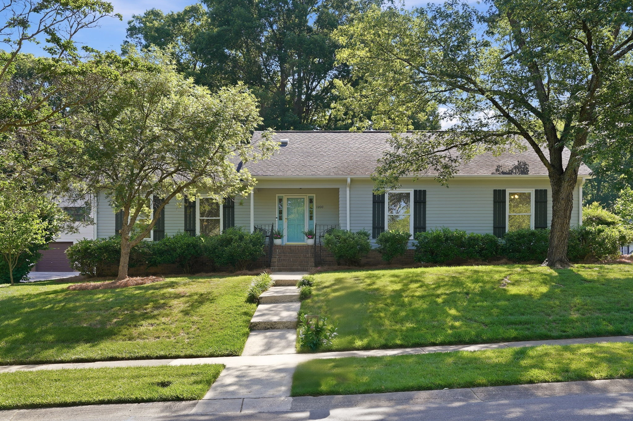 Timeless Charlotte Charm in East Forest
